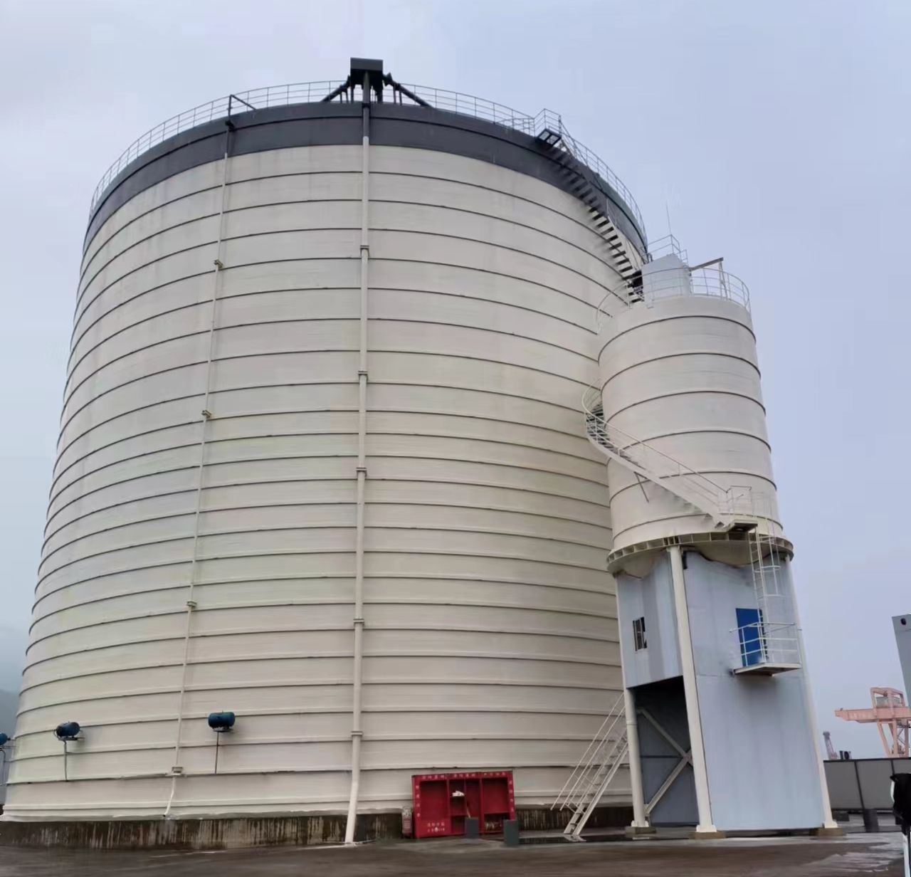 长白10万吨水泥钢板库